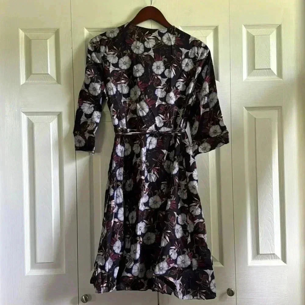 The J. Peterman Company Morning Glory Wrap Dress, Size M — image 5 of 8